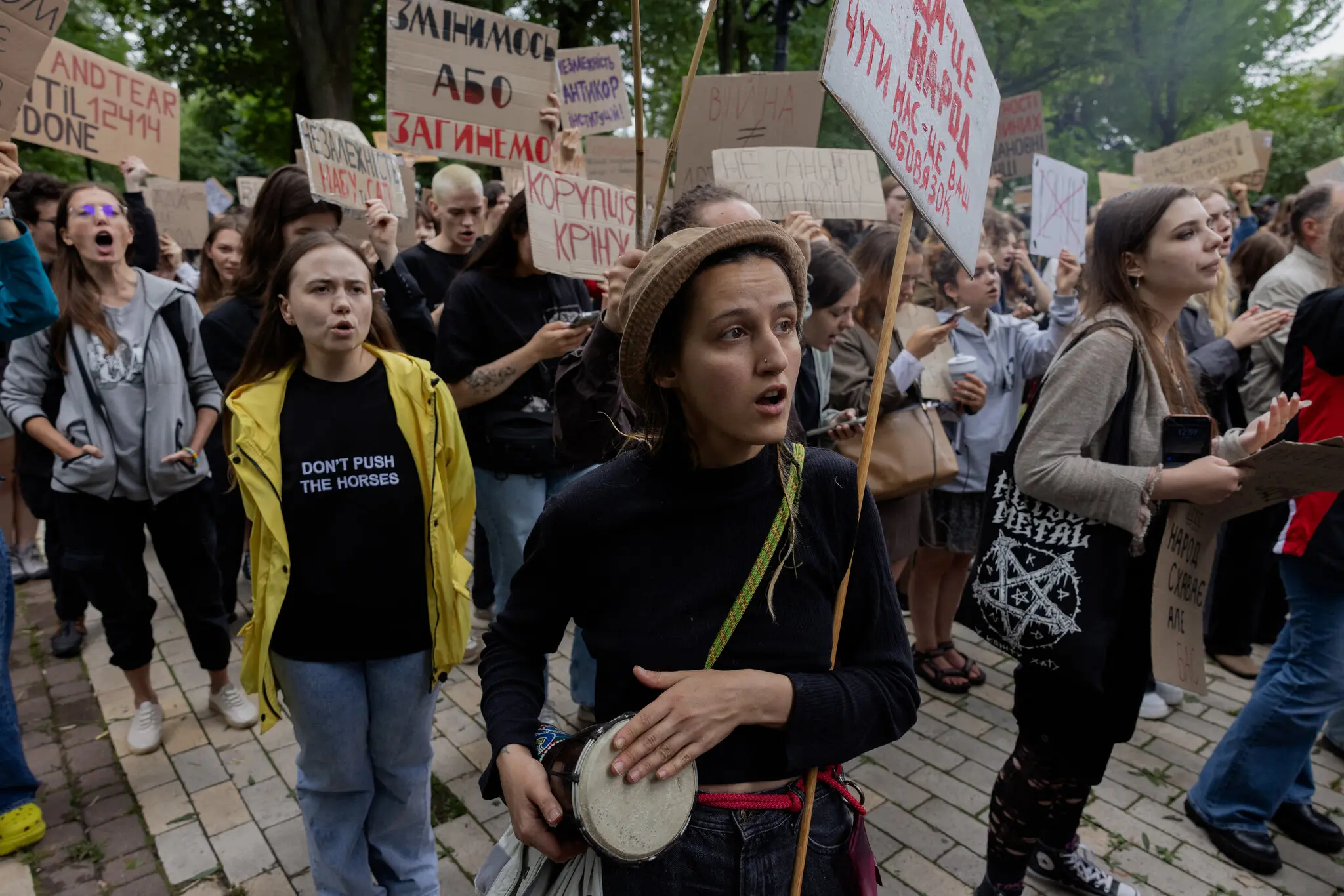 Україна затримала фігурантів великої корупційної схеми в армійських закупівлях дронів